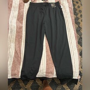 GAPfit black high rise pants